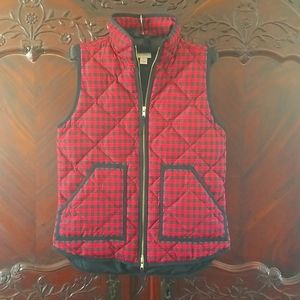 J. Crew XS buffalo plaid quilted vest red black